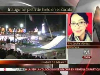 Inaugura Mancera pista de hielo en el Zócalo