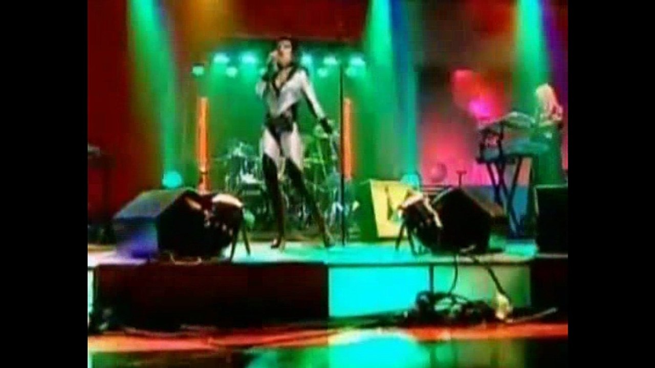 SIOUXSIE SIOUX – "ABOUT TO HAPPEN" (Unofficial video, 2008-2009)
