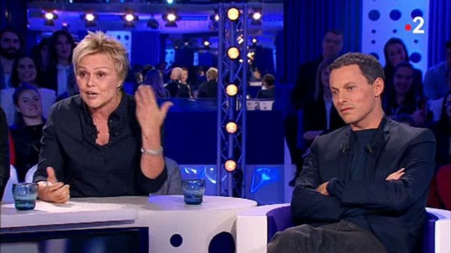 Je vous trouve grotesque lance Muriel Robin à Yann Moix, ajoutant si vous quittez le plateau ça fera plaisir à du monde !