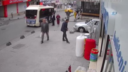 Hırsız Önce Adres Tarifi Yaptı Sonra 20 Kilogramlık Boya Çaldı