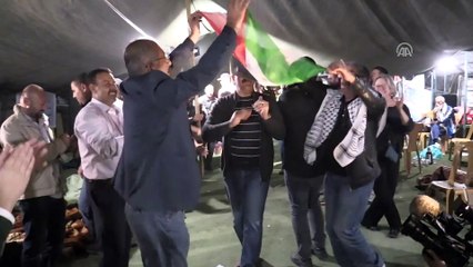 İsrail Han el-Ahmer'in yıkımını erteledi - KUDÜS