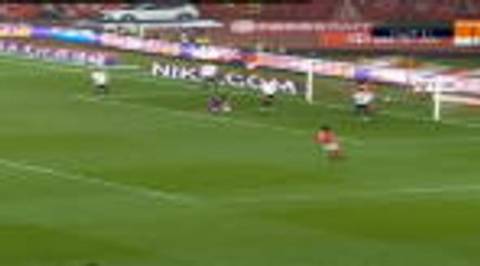 لقطة: الدوري الصيني: ويهوي يعزّز تقدّم إيفرغراندي إثر تسجيله هدفًا بالخطأ بمرمى فريقه بكين رينهي