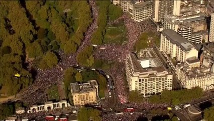 Miles de personas piden en Londres un segundo referéndum sobre el Brexit
