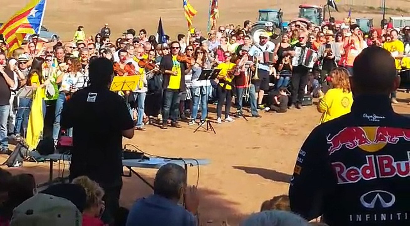 Crits de suport al pallasso Jordi Pesarrodona
