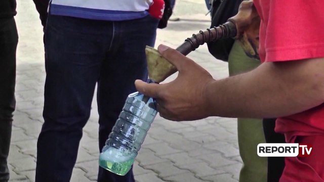 Report TV - Agjencia e Prokurimit Publik bllokon tenderin për kontrollin e pompave të naftës