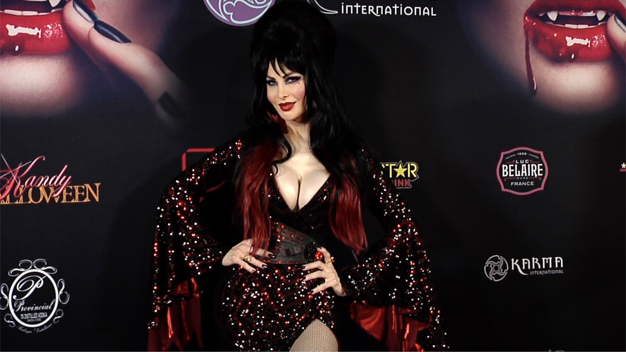 Cassandra Cass 2018 "Kandy Halloween" Party Red Carpet