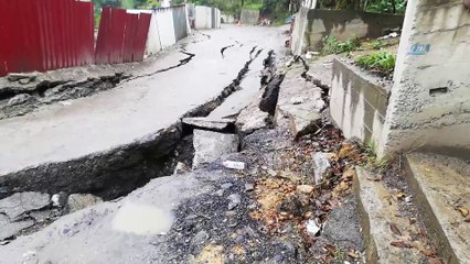 Zonguldak’ta Heyelan Nedeniyle Yol Çöktü