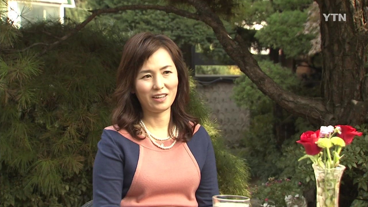 소설가 공지영 '김부선 녹취 파일' 최초 게시자 고소 / YTN