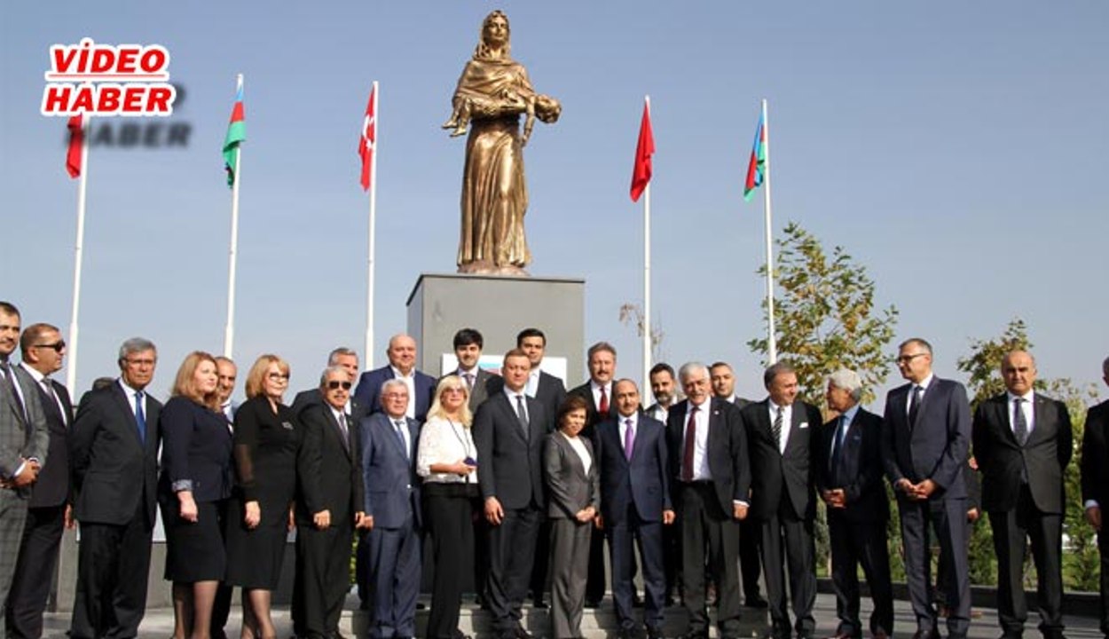 (20 Ekim 2018) HOCALI ŞEHİTLER ANITI AÇILDI