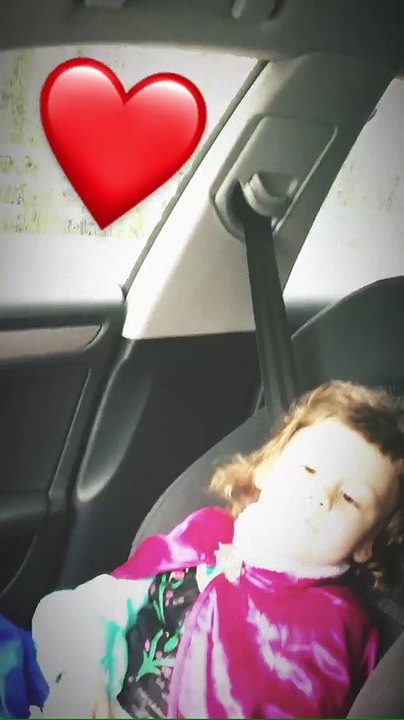Renee duke ia shprehur dashurinë Robertit
