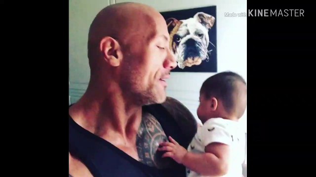 La Roca cantandole a su bebé es lo más tierno que verás hoy