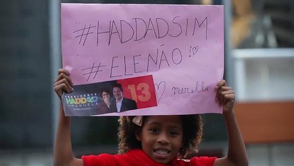 Скачать видео: Manifestações em várias cidades contra Bolsonaro