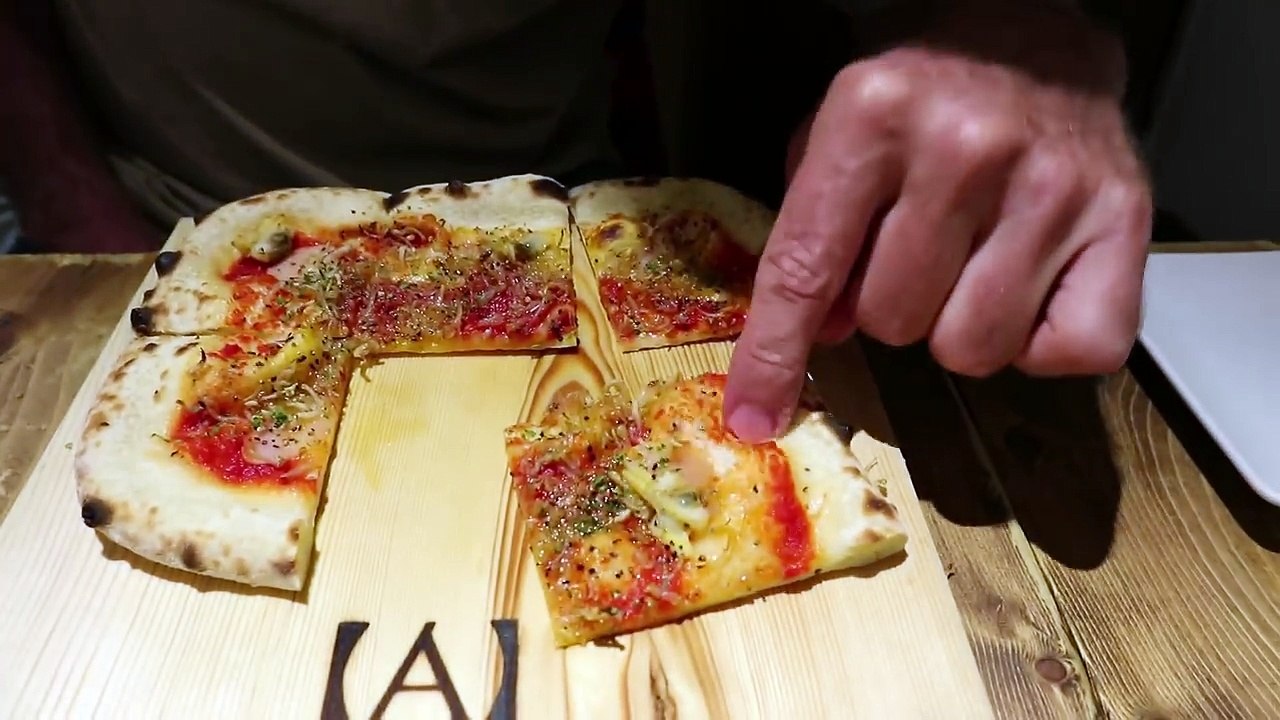 SQUARE PIZZA IN TOKYO - Eric Meal Time #290