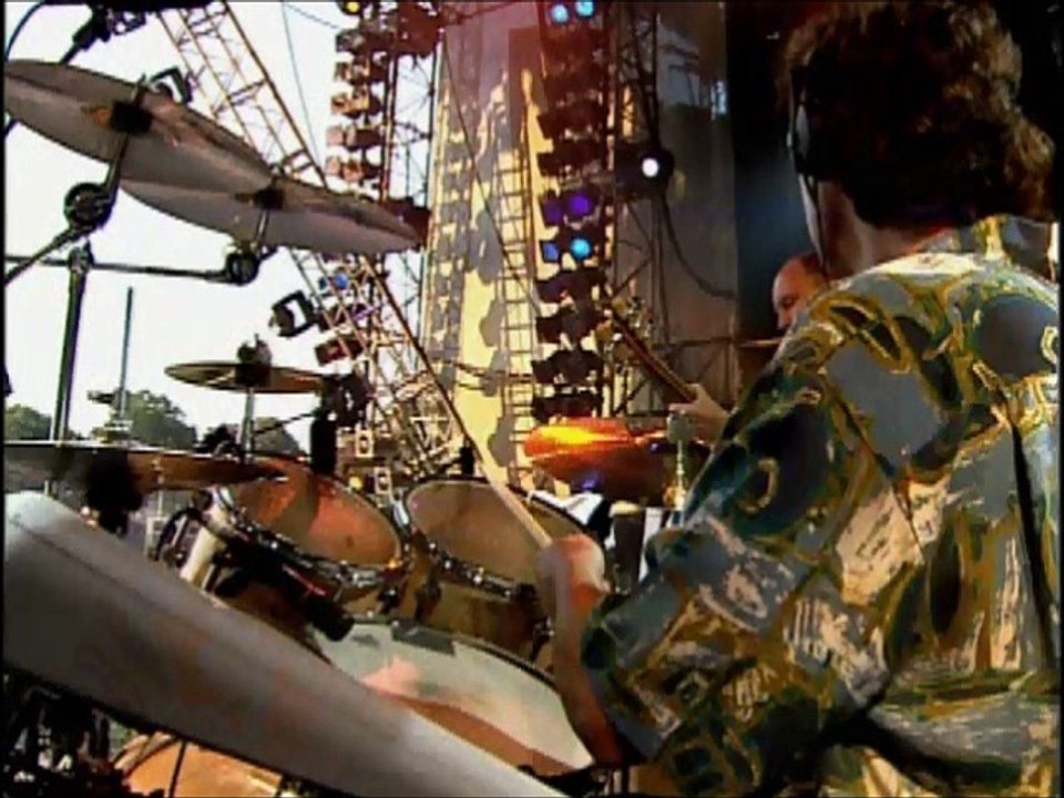 IN THE COUNTRY – CLIFF RICHARD LIVE IN THE PARK – [THE CLIFF RICHARD COLLECTION]