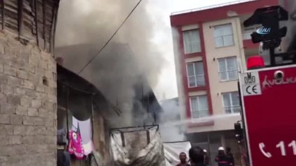 Kerpiç Evde Çıkan Yangın Çevredeki Evlere Sıçramadan Söndürüldü