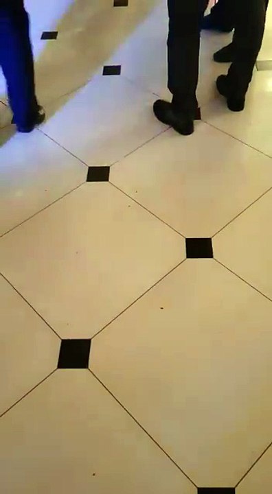 Kadına kapılan kocasını zor kurtardı