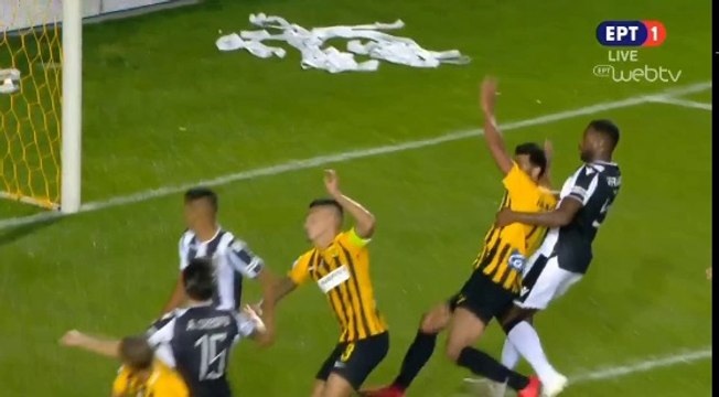 Aris requests a penalty (Varela holds Younes - 58') - Aris vs PAOK - 21.10.2018 [HD]