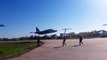 Des avions de chasses Ukrainiens volent en rase-motte et c'est impressionnant