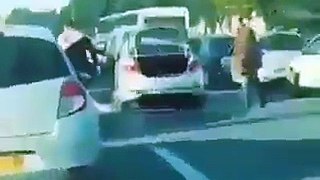 ازدحام المرور في الجزائر يخليك دير بزاف حوايج 