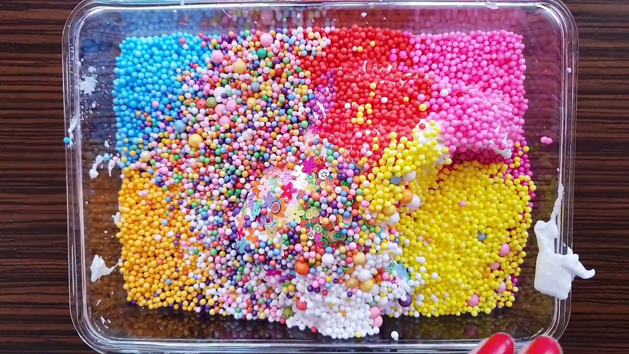 Making Slime With Funny Balloons and Foam Beads