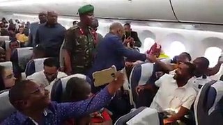 #Tanzanie: Le président de la République  John MAGUFULI embarque dans un #vol commercial.  Il paraît qu'il ne voit plus l'intérêt pour la présidence de mobilise