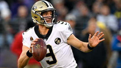 Brees lofts pass to Dan Arnold for 25 yards