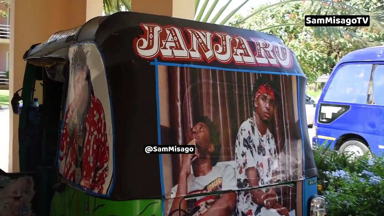 DOGO JANJA Alivyokutana Na SHABIKI Aliyechafua BAJAJI Yake Kwa Picha Za JANJARO!