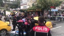 Bursa Polislerin Motosikletiyle Ticari Taksi Çarpıştı 2 Polis ile Şoför Yaralandı
