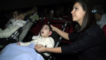 Teşhis konulamayan Baran ve Deniz için 8 sanatçı gönüllü konser verdi