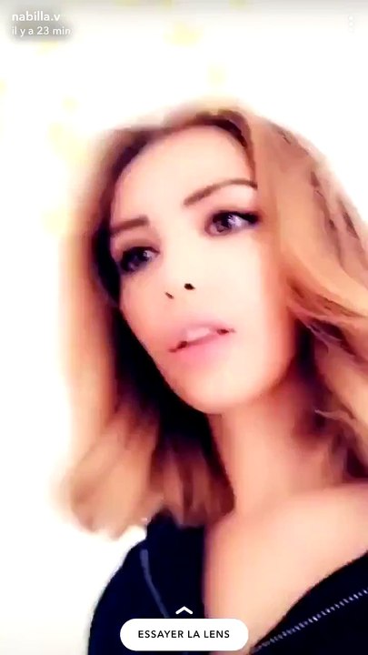 Nabilla filme Thomas dans son bain et on voit tout !