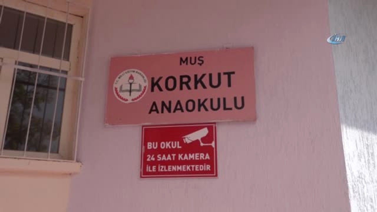 Köy Okulu Öğrencilerine Oyuncak ve Kırtasiye Desteği