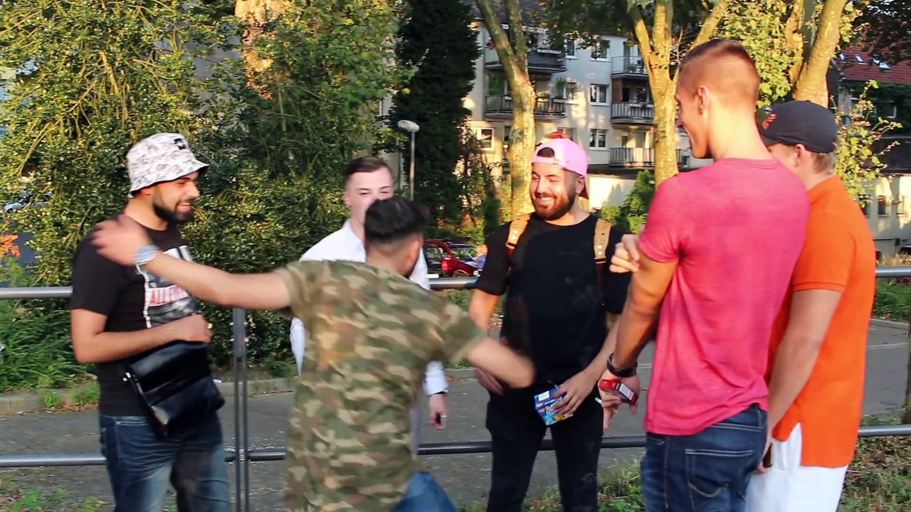 UNTERSCHIED zwischen WEIßE & SCHWARZE ⎮ Younes jones