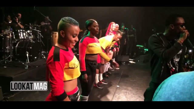 SERGE BEYNAUD ATTAQUE DJ ARAFAT A SON CONCERT À L'ÉLYSÉE MONTMARTRE