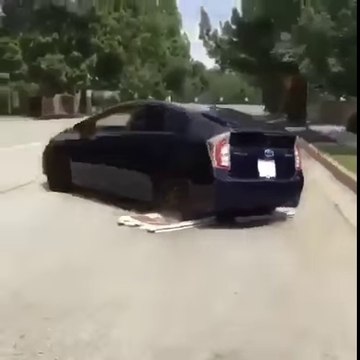 VÍDEO: ¿Un Toyota Prius driftando? Hay gente con mucho ingenio...
