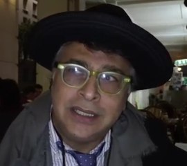 Eşcinsellerin yaşadıklarını parlamentoda anlattı