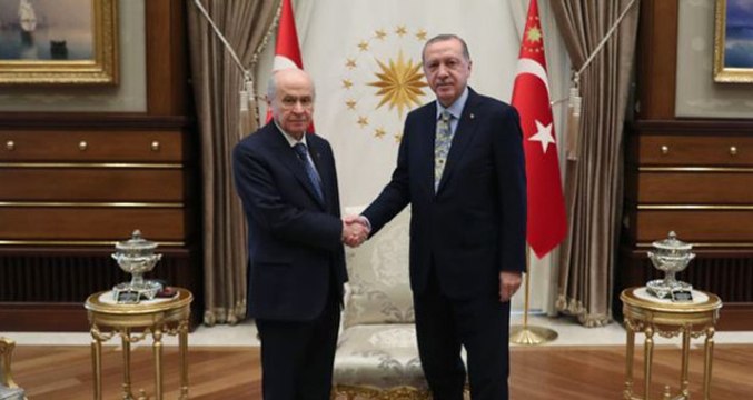 AK Parti'den İttifak Çatırdıyor İddialarına Cevap: Her Konuda Anlaşacağız Diye Bir Şey Yok