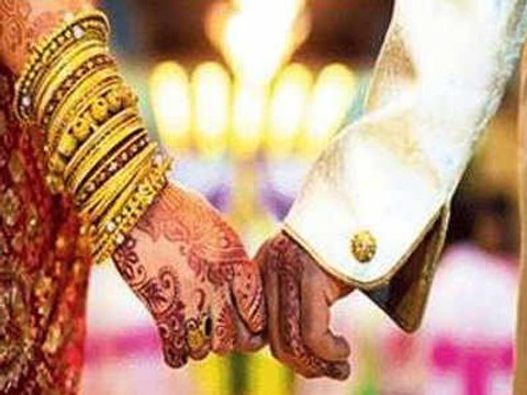 ஆண்களின் திருமண வயதை குறைக்க கோரிய மனு தள்ளுபடி- வீடியோ