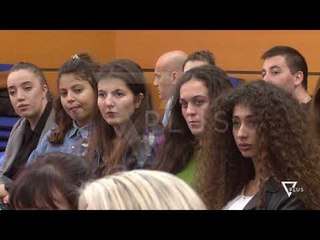 “Tirana lexon” për të kujtuar - News, Lajme - Vizion Plus