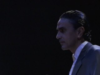 Caetano Veloso - Un Vestido Y Un Amor