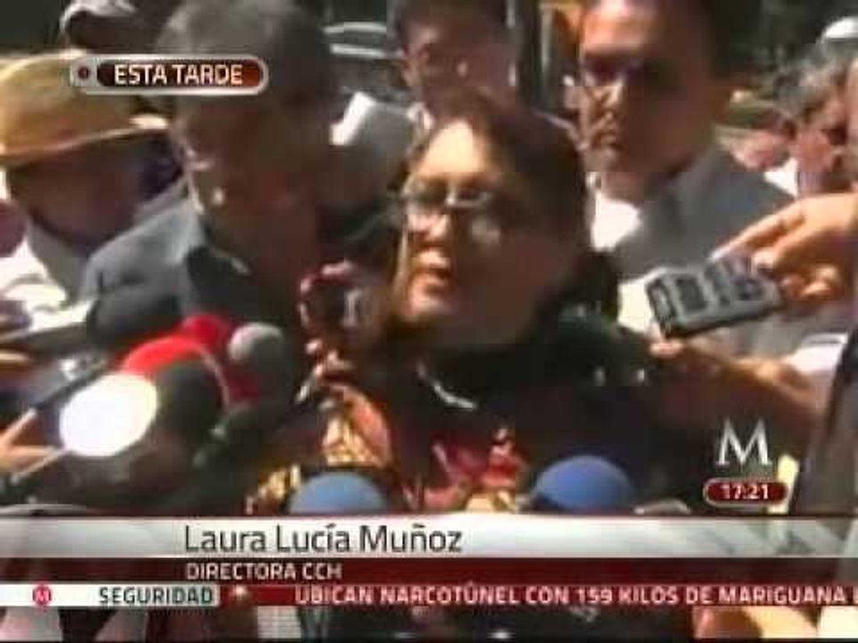 Estudiantes 'plantan' a directora del CCH