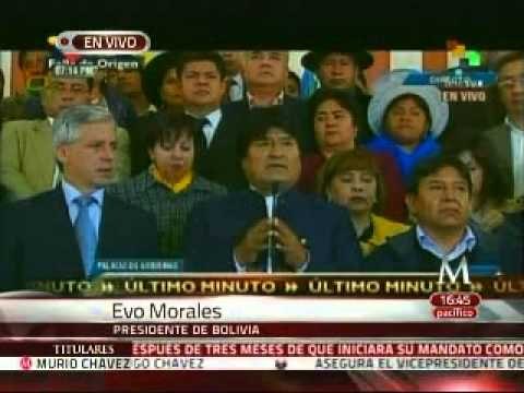 Estamos dolidos y destrozados por muerte de Chávez : Evo Morales