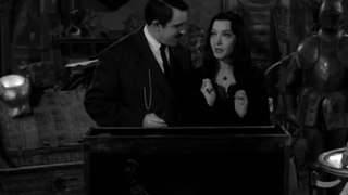 The Addams Family S02E23 - Morticia, the Decorator