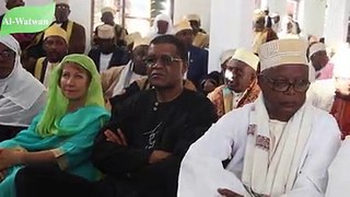 Le chef de l’Etat a dirigé la prière de l’Aïd-el-fitr dans sa ville natale, Mitsudje. En présence de son gouvernement et de la communauté internationale invitée