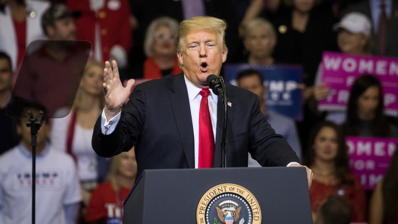 Donald Trump Says 'I'm A Nationalist, Use That Word' At Texas Rally