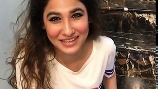 Hina Altaf Unveiled Her Real Face By Removing All Her Makeup After A lot of Criticism