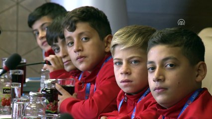 Bakan Kasapoğlu, UYAFA Şırnak takımını kabul etti - ANKARA