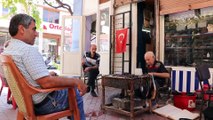 Müşterilerinin 'ayak ölçüleri'ni arşivinde saklıyor - MANİSA