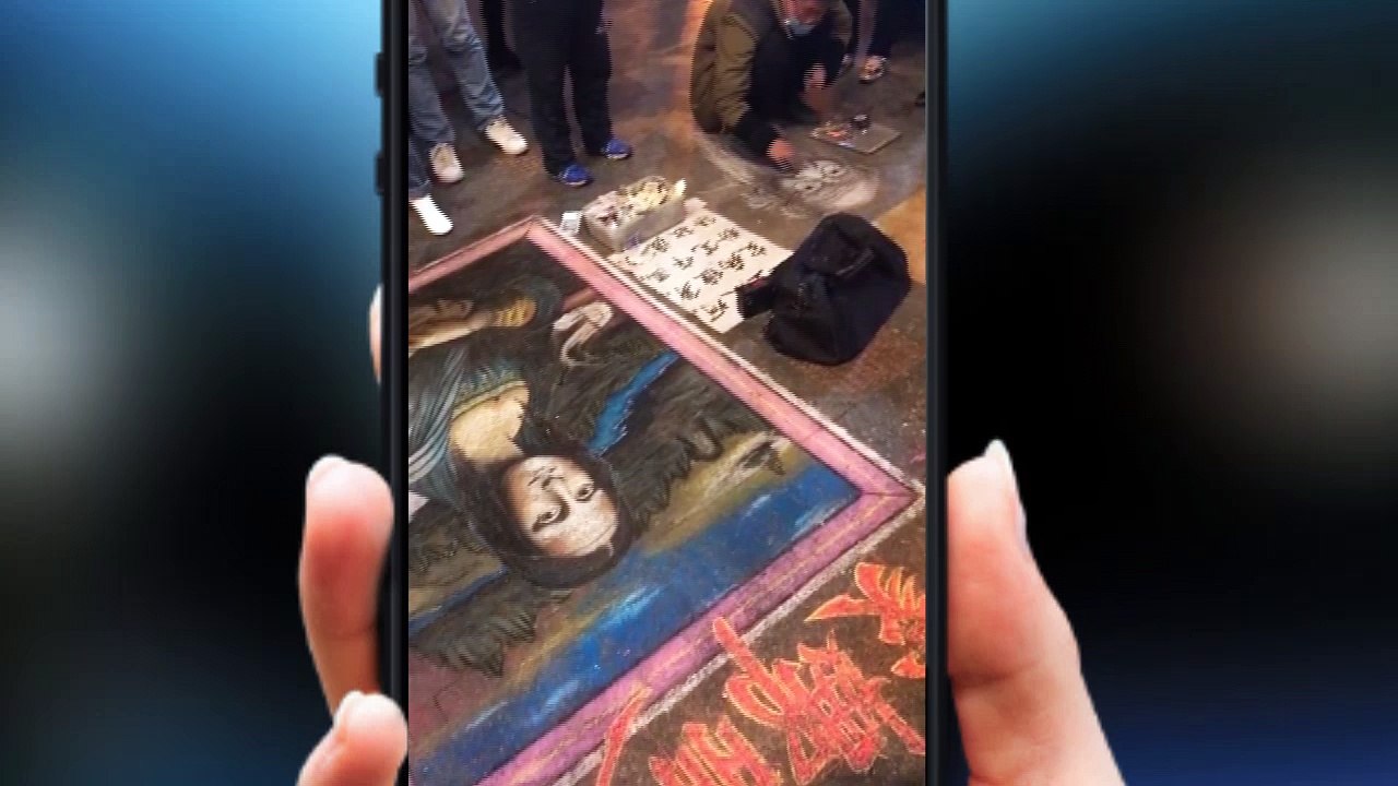 Chinese street painters love Monla Lisa 中国街头艺人都爱蒙拉丽莎
