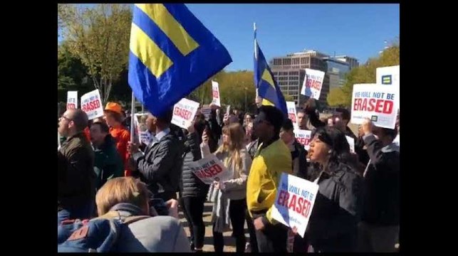 Les personnes transgenres rappellent à Trump qu'elles ne serons pas effacées