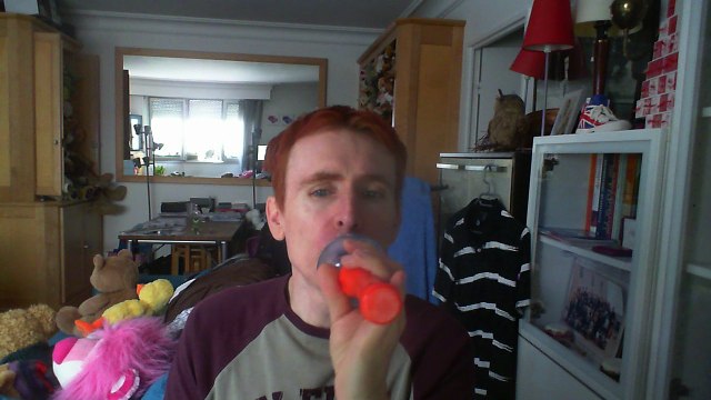 Wiwi égratigne parce que c'est toi d'Hélène Rollès